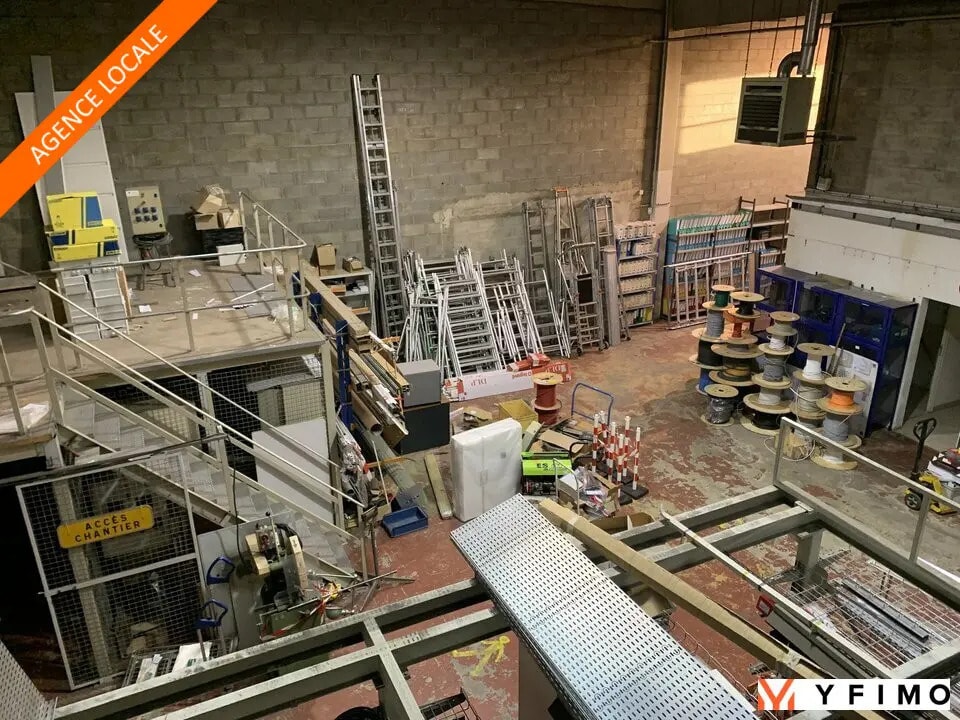 Local d’activités dans Poissy à louer Photo intérieure– Image 1 sur 10