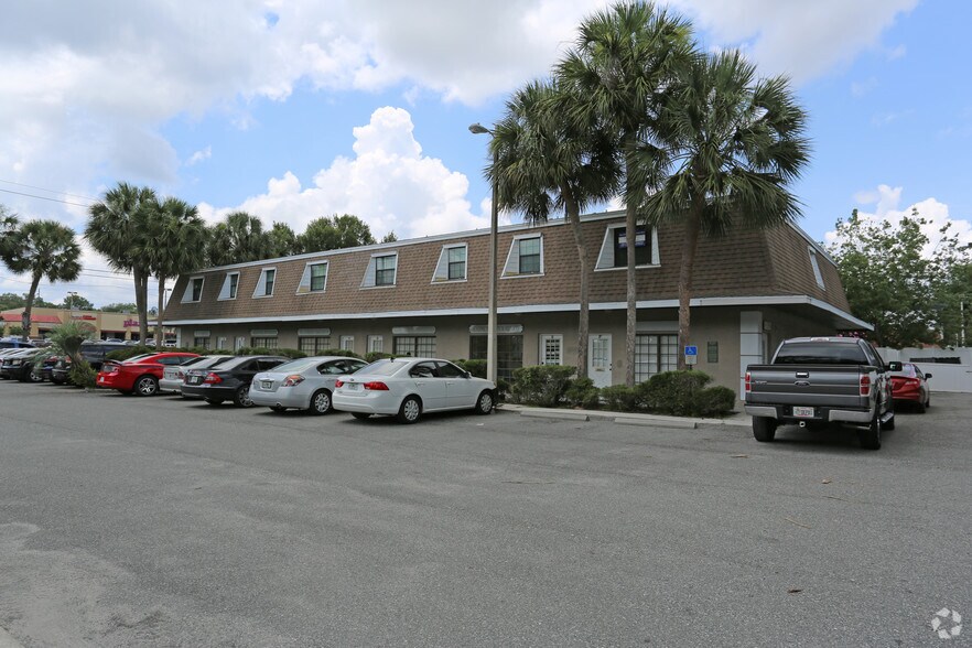 5620 E Fowler Ave, Temple Terrace, FL à louer - Photo de l’immeuble – Image 3 sur 12