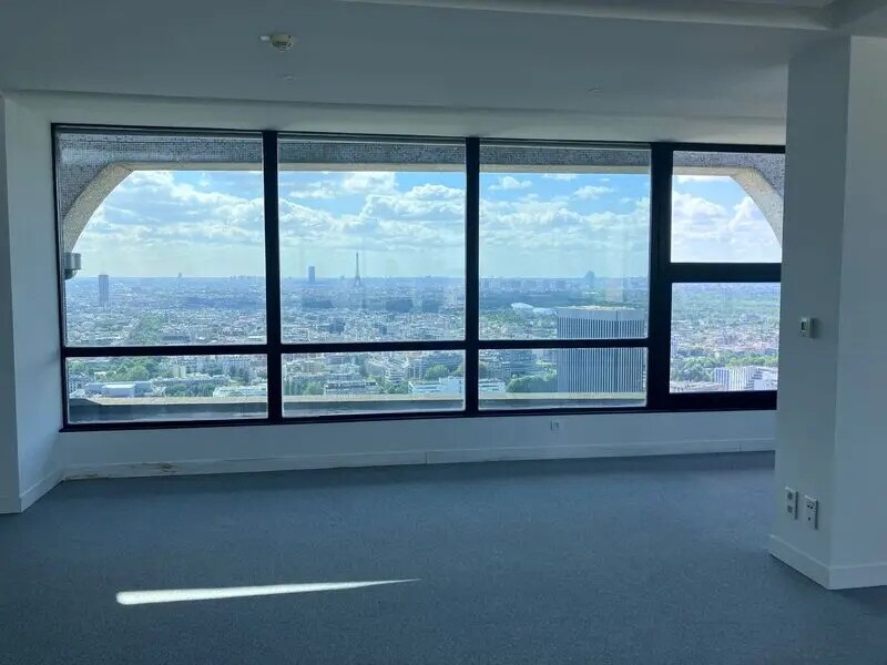 Bureau dans Courbevoie à vendre Photo de l’immeuble– Image 1 sur 21