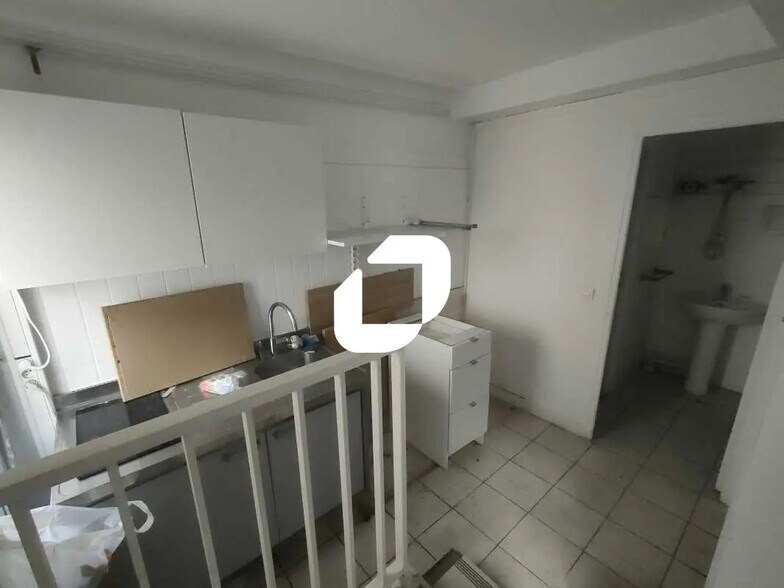 Bureau dans Versailles à louer - Photo de l’immeuble – Image 3 sur 21