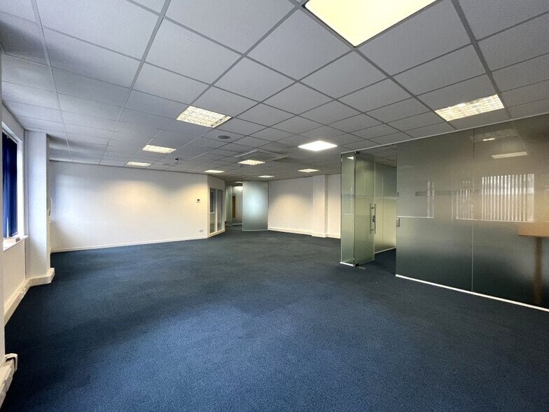 Sutie 4, 25 High St, Banbury à louer - Photo de l’immeuble – Image 3 sur 32