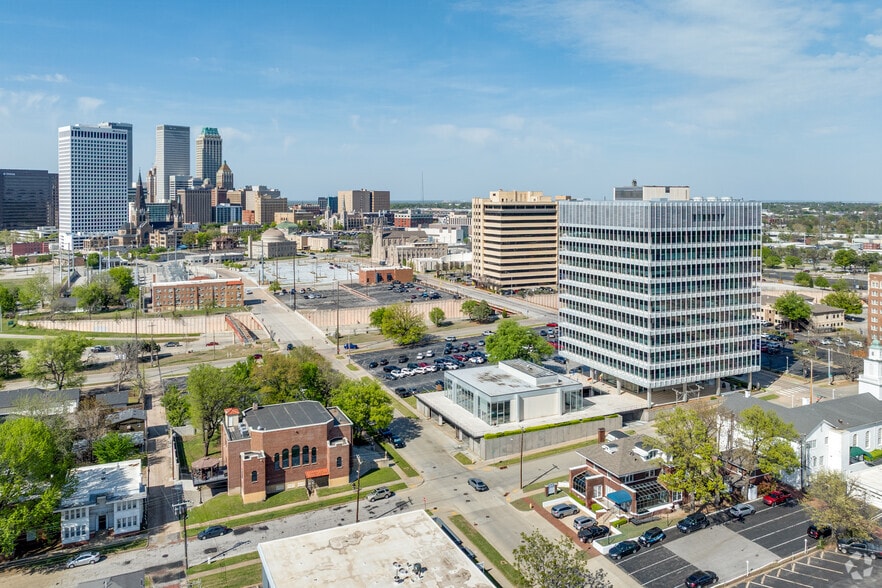 1350 S Boulder Ave, Tulsa, OK à louer - Aérien – Image 2 sur 5