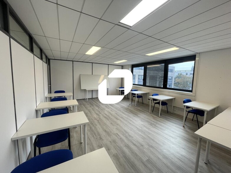 Bureau dans Lognes à vendre - Photo intérieure – Image 1 sur 4
