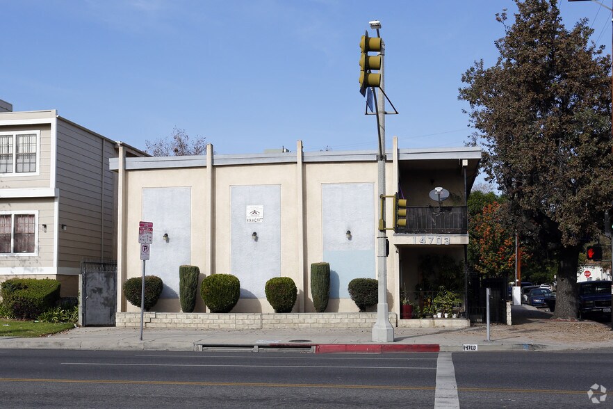 14703 Victory Blvd, Van Nuys, CA à vendre - Photo de l’immeuble – Image 2 sur 10