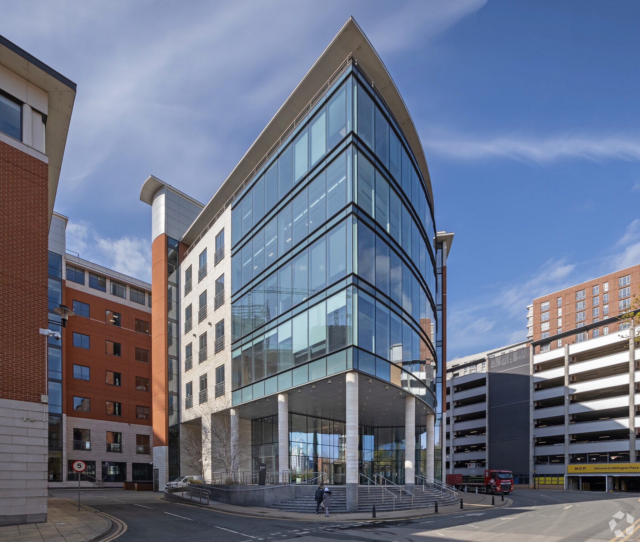 2 Wellington Place, Leeds à louer Photo principale– Image 1 sur 46