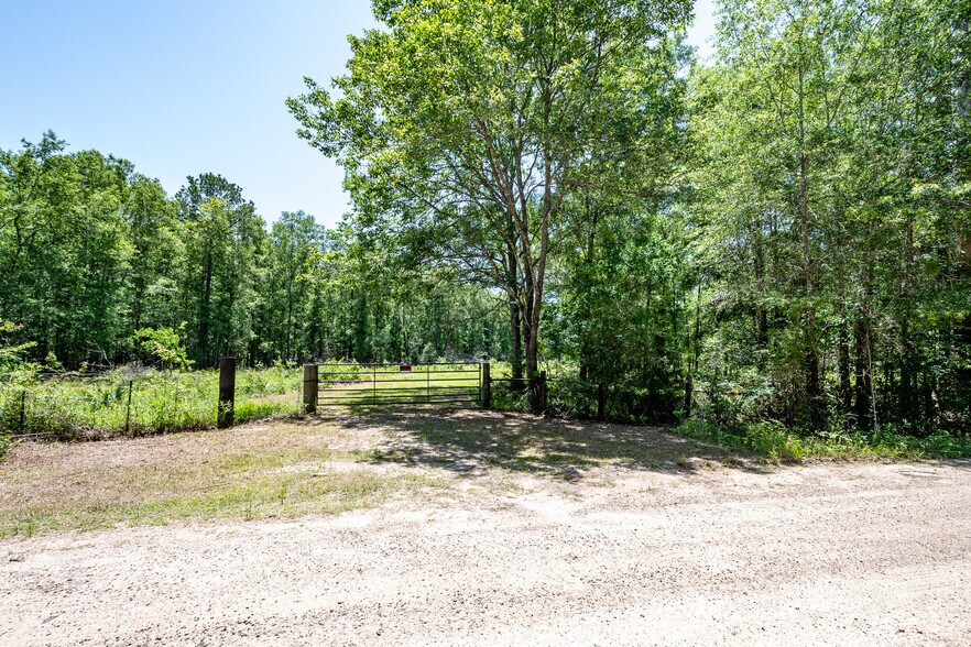 000 Road 3774, Cleveland, TX à vendre - Photo de l’immeuble – Image 3 sur 6