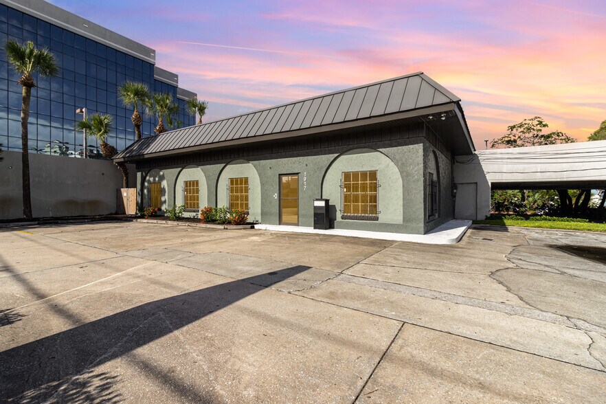 1917 S Harbor City Blvd, Melbourne, FL à vendre - Photo de l’immeuble – Image 1 sur 29