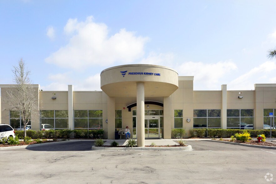 12666 Telecom Dr, Temple Terrace, FL à vendre - Photo principale – Image 1 sur 9
