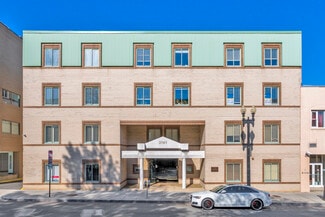 Plus de détails pour 2141 Wisconsin Ave NW, Washington, DC - Logement à vendre