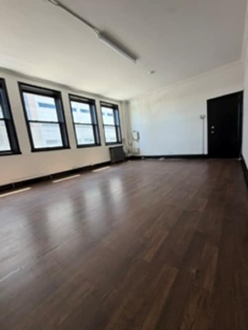 23-23 Borden Ave, Long Island City, NY à louer Photo intérieure– Image 1 sur 6