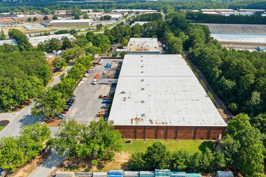 6040 Lagrange Blvd SW, Atlanta, GA à louer - Photo de l’immeuble – Image 3 sur 6