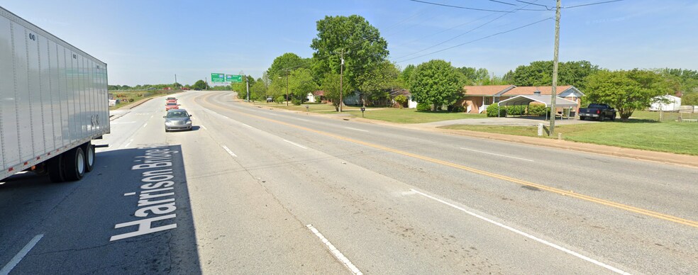 107 Roebuck Dr, Fountain Inn, SC à vendre - Photo de l’immeuble – Image 3 sur 10