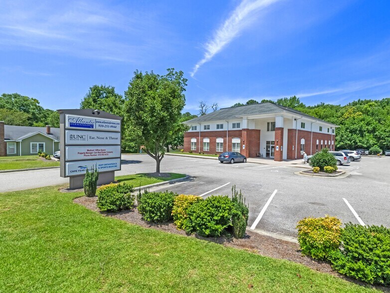 417 Vance St, Clinton, NC à vendre - Photo de l’immeuble – Image 2 sur 11