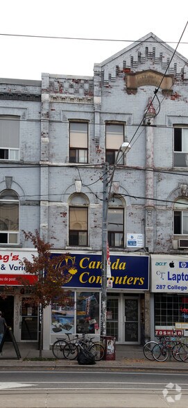 285 College St, Toronto, ON à louer - Photo de l’immeuble – Image 3 sur 6