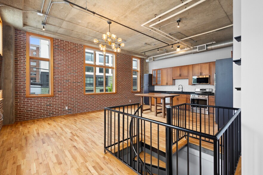 660 Glen Iris Dr NE, Atlanta, GA à vendre - Photo de l’immeuble – Image 2 sur 3
