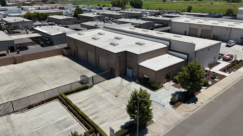 1700 Olympic Dr, Turlock, CA à louer - Photo de l’immeuble – Image 2 sur 14