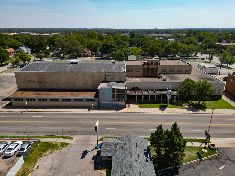1130 S. Broadway, Wichita, KS à vendre - Photo de l’immeuble – Image 3 sur 32