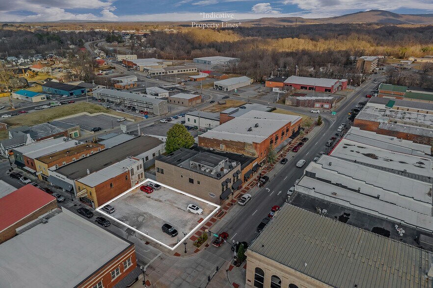 201 E Main St, McMinnville, TN à vendre - Photo principale – Image 1 sur 5