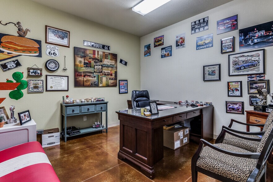 230 E Ovilla Rd, Red Oak, TX à louer - Autre – Image 3 sur 9