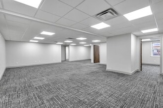 255 Delaware Ave, Buffalo, NY à louer Photo intérieure– Image 1 sur 16