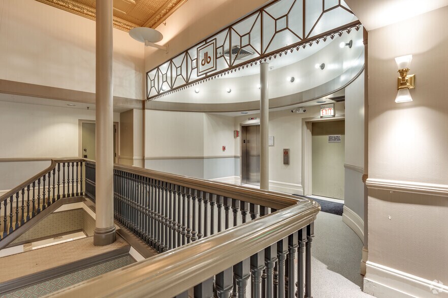 175 N Franklin St, Chicago, IL à louer - Hall d’entrée – Image 3 sur 3