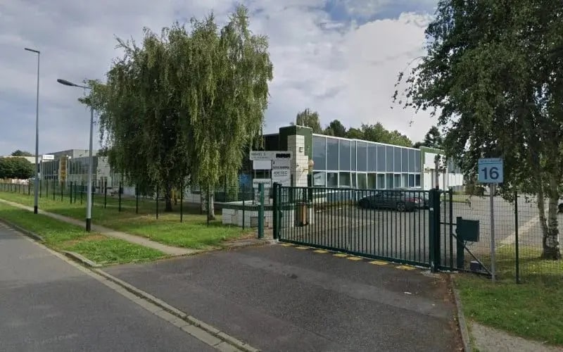 Industriel/Logistique dans Villebon-sur-Yvette à louer - Photo de l’immeuble – Image 3 sur 9