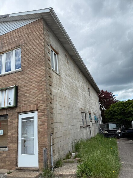 1 Market St, Tresckow, PA à vendre - Photo de l’immeuble – Image 3 sur 14