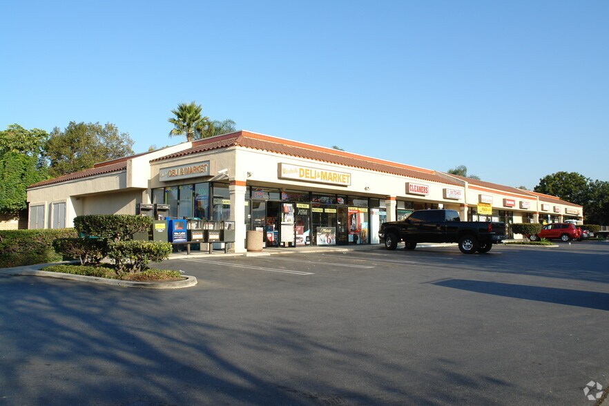 4505-4597 Pleasant Valley Rd, Camarillo, CA à louer - Photo de l’immeuble – Image 1 sur 9