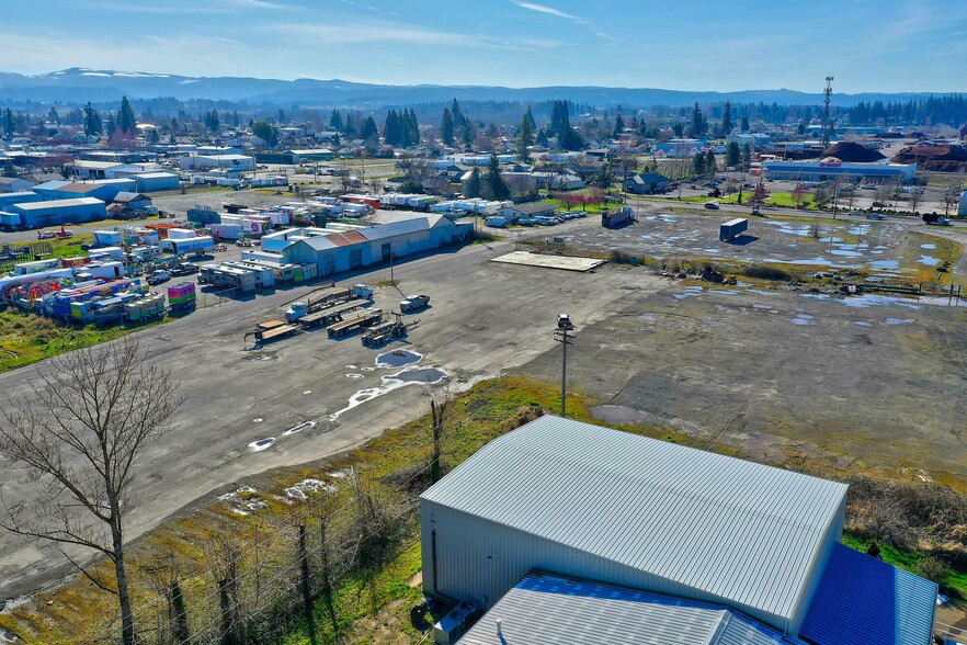 525 W Main St, Molalla, OR à louer - Aérien – Image 3 sur 5