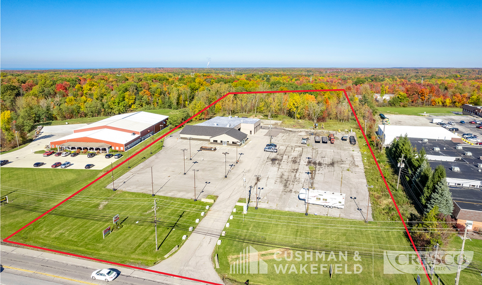 500 Center St, Chardon, OH à louer - Photo de l’immeuble – Image 1 sur 13