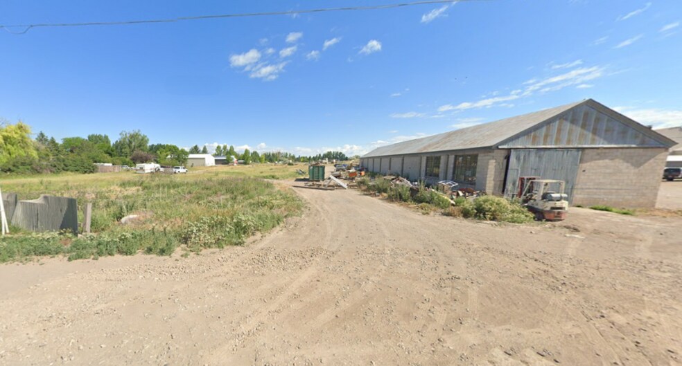 3932 Sunnyside rd, Ammon, ID à vendre - Photo de l’immeuble – Image 2 sur 2