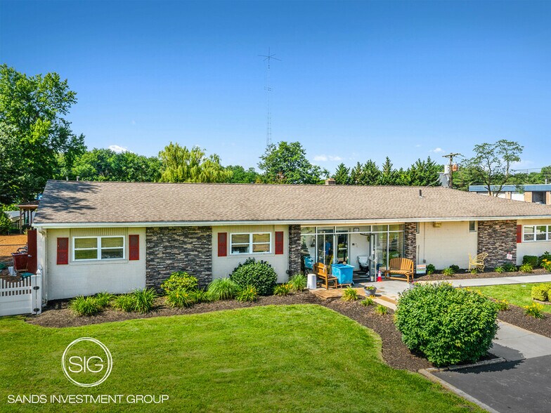4106 Church Rd, Mount Laurel, NJ à vendre - Photo principale – Image 1 sur 5