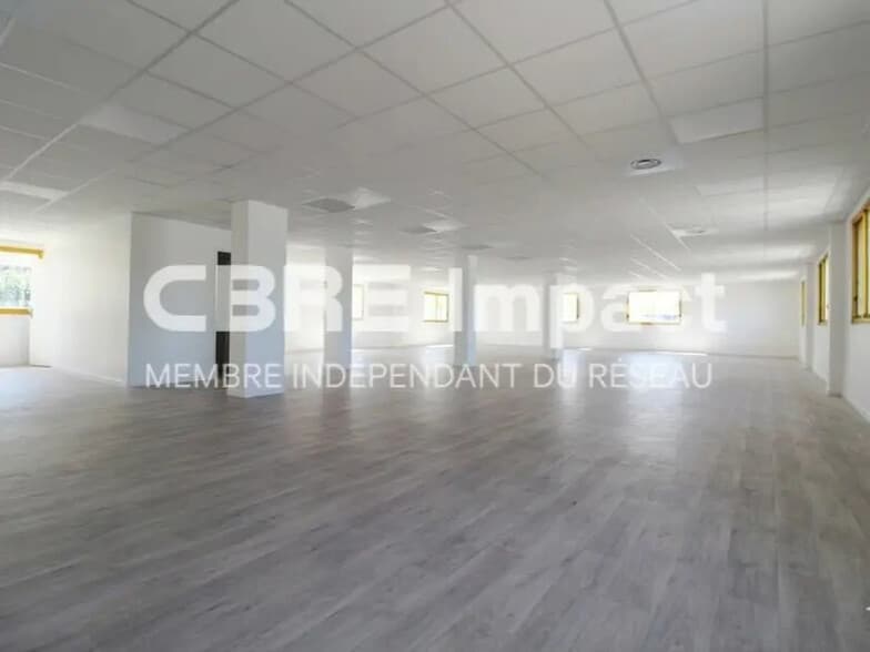 Bureau dans Quetigny à vendre - Photo intérieure – Image 2 sur 7