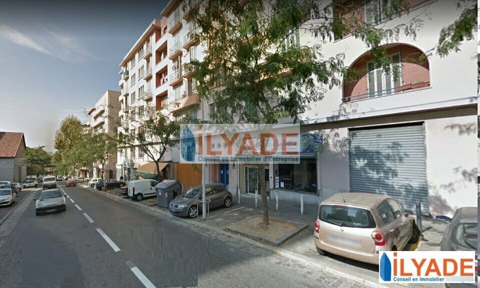 Bureaux/Local commercial dans Marseille à louer Photo de l’immeuble– Image 1 sur 10