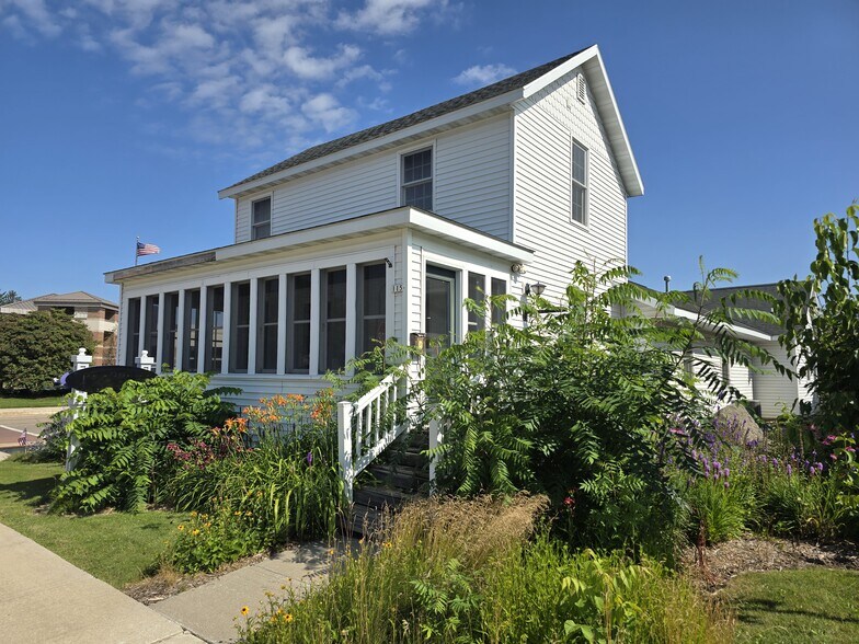 115 W 6th St, Marshfield, WI à vendre - Photo de l’immeuble – Image 2 sur 20