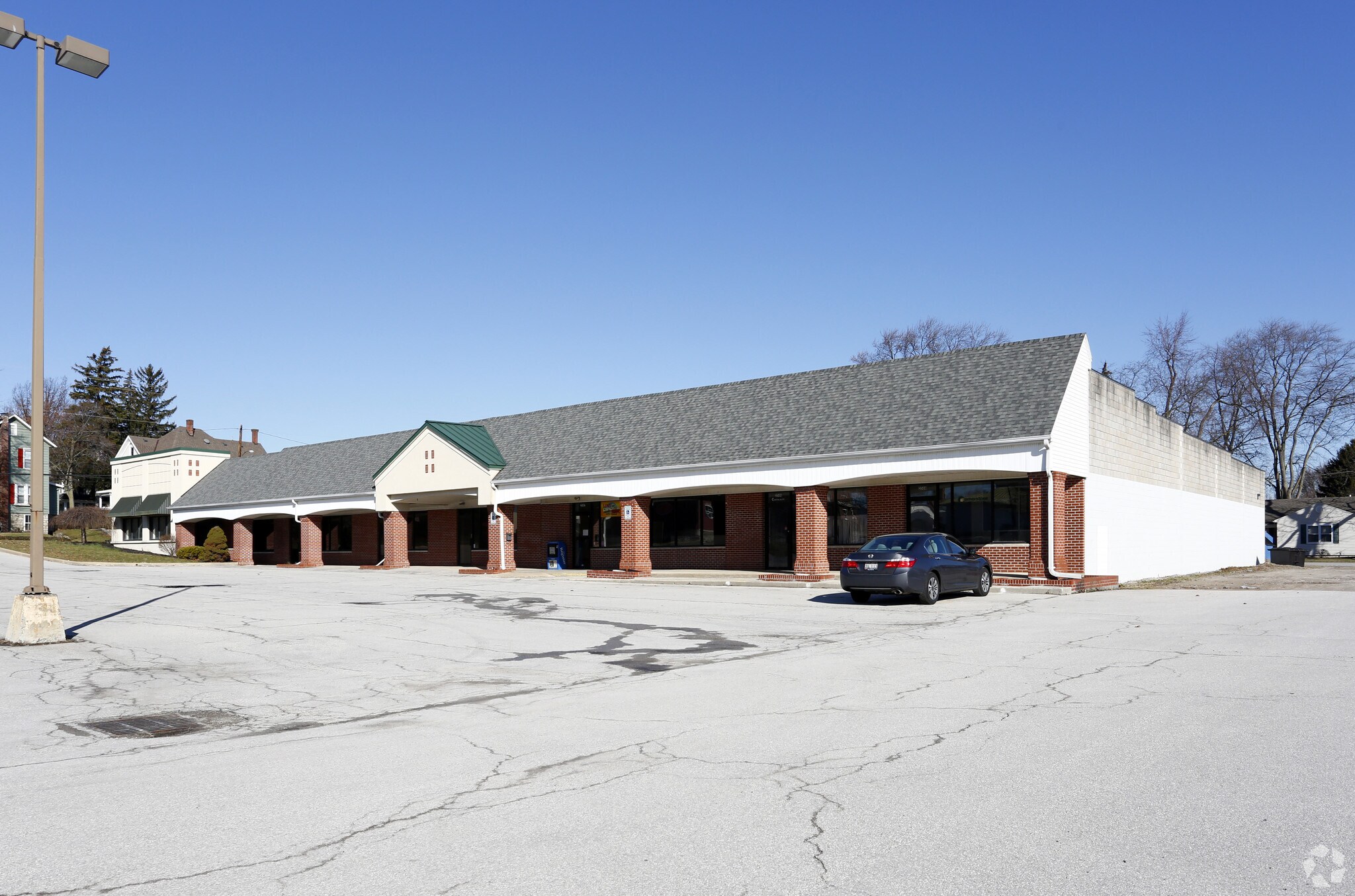 250 Castalia St, Bellevue, OH à louer Photo principale– Image 1 sur 6