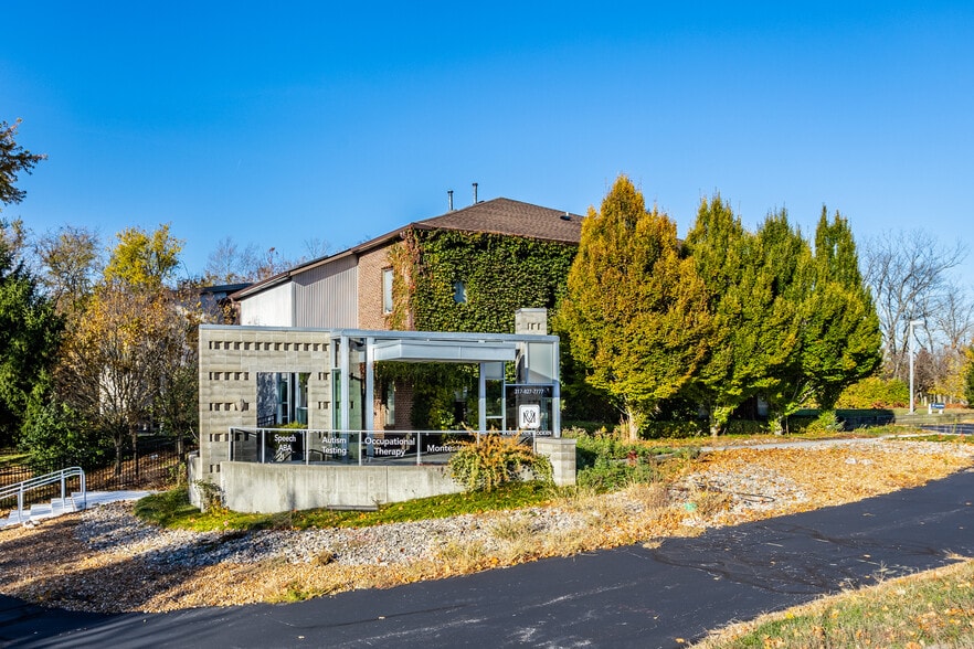 11712 N Michigan Rd, Zionsville, IN à vendre - Photo de l’immeuble – Image 2 sur 33