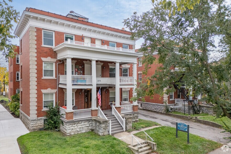 Allentown Portfolio portefeuille de 3 biens à vendre sur LoopNet.fr - Photo principale – Image 1 sur 15