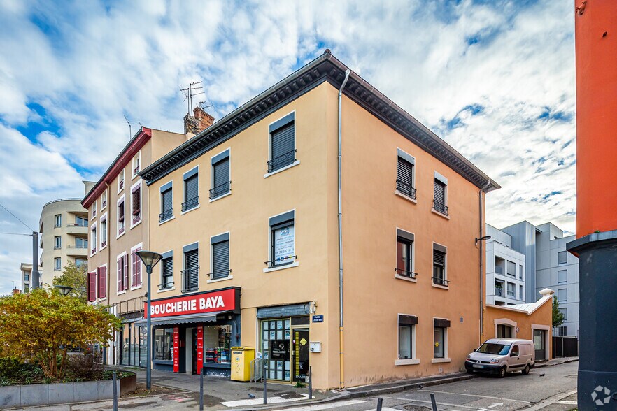 24 Place Des Maisons Neuves, Villeurbanne à louer - Photo principale – Image 1 sur 7