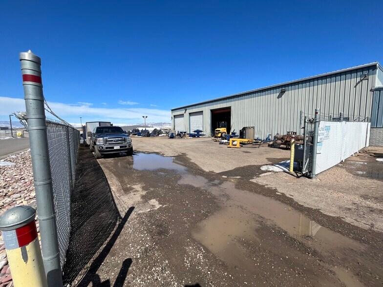 1365 E 1000 S, Vernal, UT à vendre - Photo de l’immeuble – Image 3 sur 6