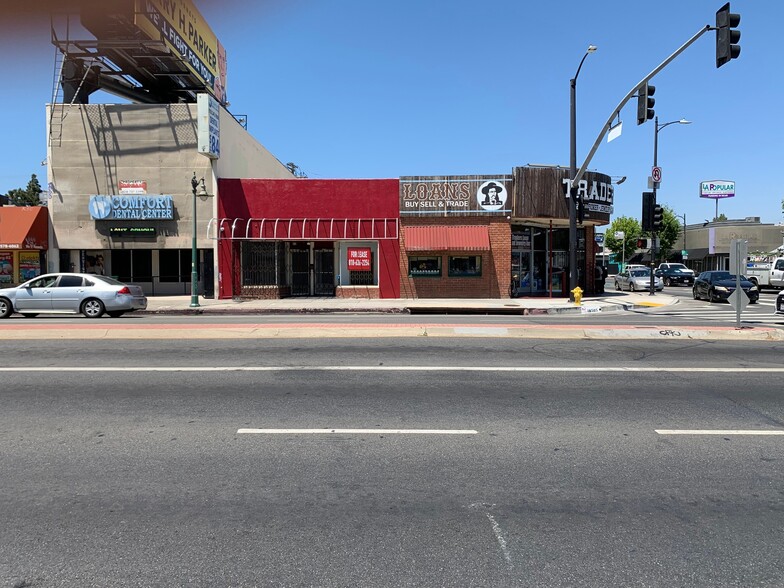 18501-18507 Sherman Way, Reseda, CA à louer - Photo principale – Image 1 sur 1