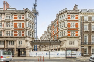 Plus de détails pour Sicilian Av, Londres - Bureau à louer