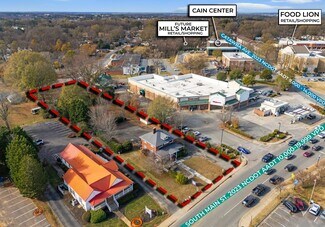 Plus de détails pour 19901 S Main St, Cornelius, NC - Local commercial à vendre