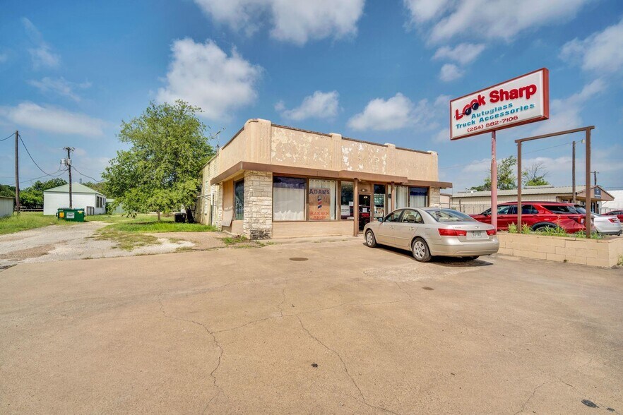 604 Abbott Ave, Hillsboro, TX à vendre - Photo de l’immeuble – Image 2 sur 39