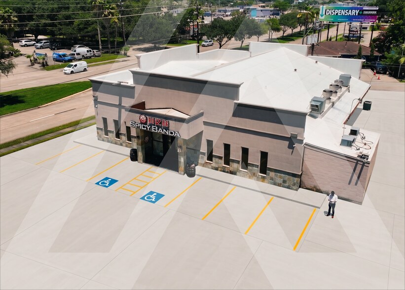 1127 Marina Bay Dr, Kemah, TX à vendre - Photo de l’immeuble – Image 3 sur 11