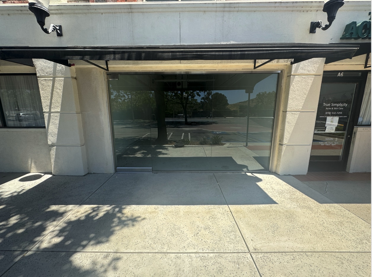 29020 Agoura Rd, Agoura Hills, CA à louer Photo de l’immeuble– Image 1 sur 5