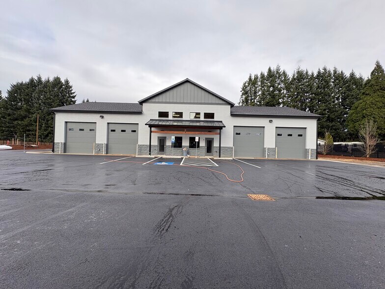 15805 NE Caples Rd, Brush Prairie, WA à louer - Photo de l’immeuble – Image 3 sur 5