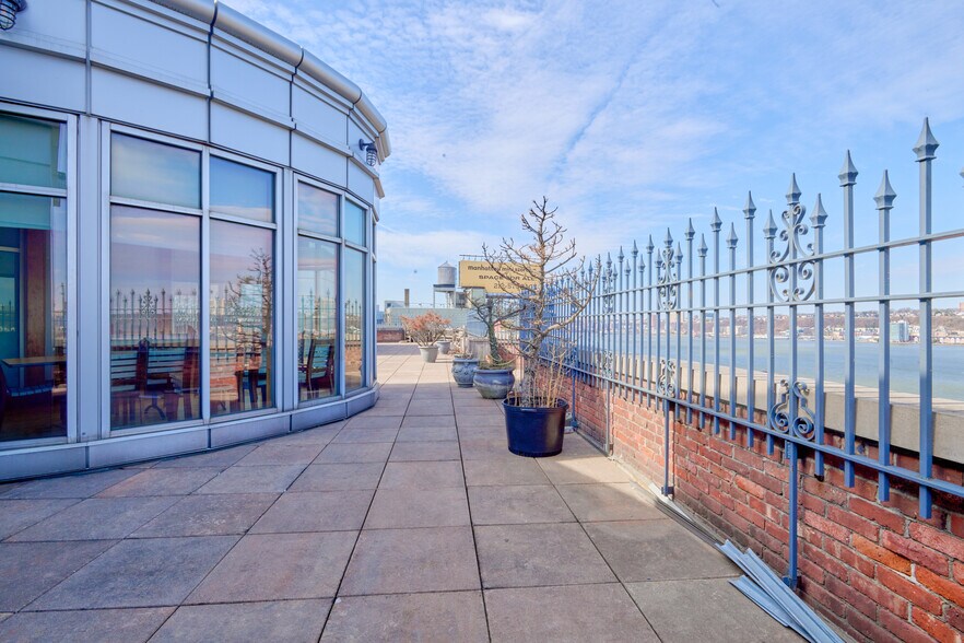 583 Riverside Dr, New York, NY à louer - Photo de l’immeuble – Image 3 sur 14