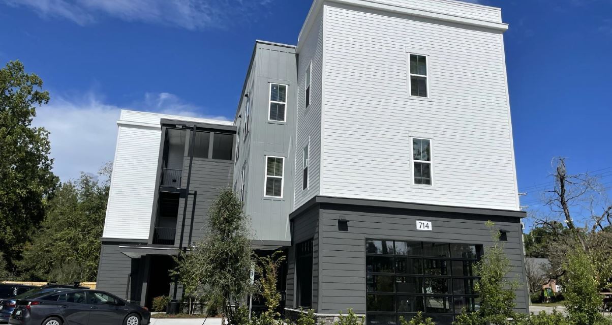724 S Kerr Ave, Wilmington, NC à louer Photo principale– Image 1 sur 7