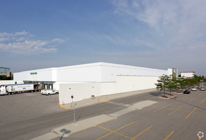 50 Matheson Blvd E, Mississauga, ON à vendre - Photo de l’immeuble – Image 2 sur 2